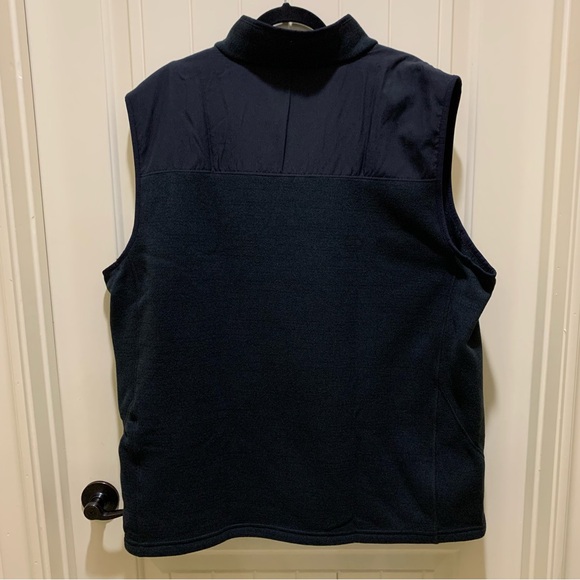 Under Armour Specialist Black Vest Men’s 3XL
NWT - Picture 6 of 12